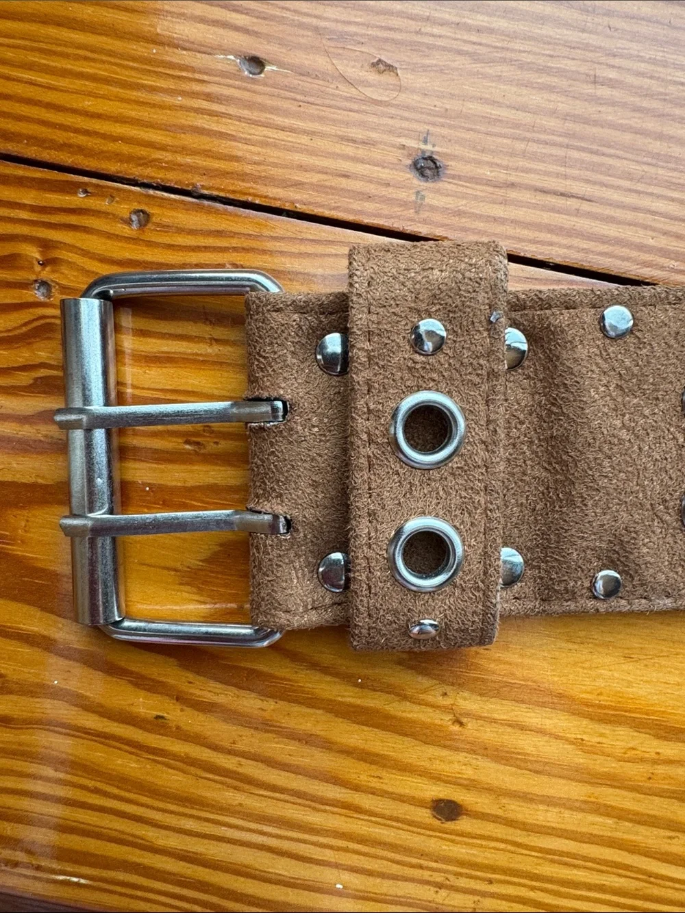 Women’s Brown Suede Double-Prong Grommet Belt M/L